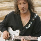 Pugacheva, guitars, unreleased romance and other facts about Vladimir Kuzmin